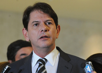 MEC confirma aumento de 13,01% no piso dos professores