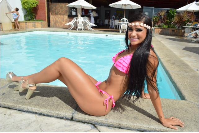 Serrinhense concorre ao título de Rainha do Carnaval de Salvador de 2015