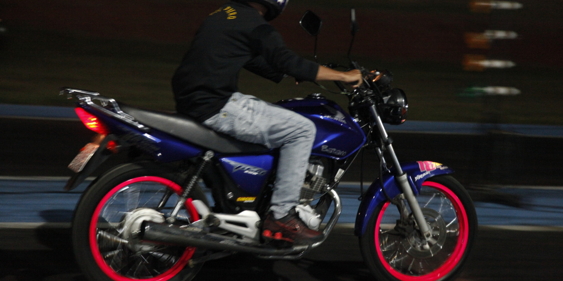 Polícia Militar e Guarda Municipal impedem racha entre motos na BA-120