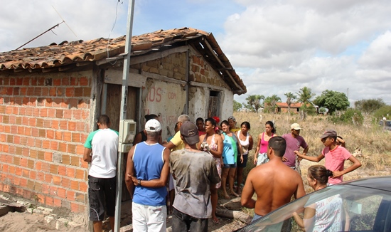 Homem é morto a golpe de facão; primo é preso como principal suspeito
