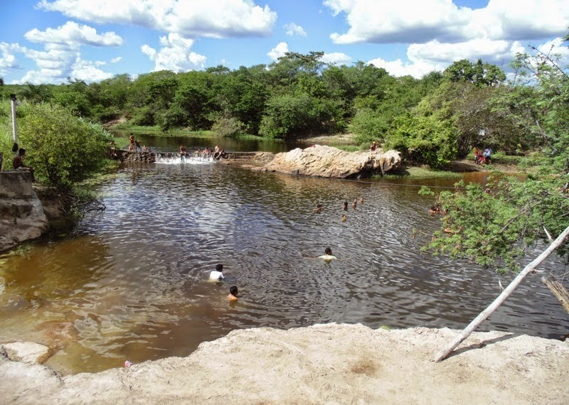 Jovem é encontrado morto em rio no município de Mairi