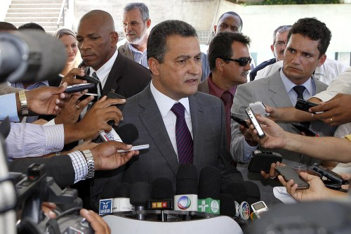 Governador fala sobre desenvolvimento e garante boa relação com as prefeituras