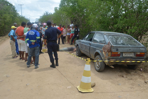 Santaluz – Corpo de homem é encontrado com marcas de tiros na estrada de Várzea da Pedra