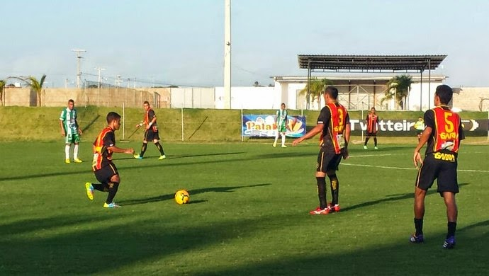 Invicto em 2015, Globo FC tenta surpreender o líder Bahia no Barretão