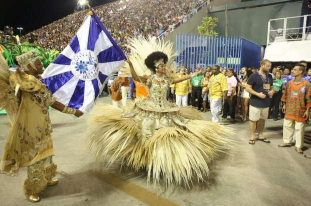 Governo da Guiné Equatorial nega patrocínio a campeã Beija-Flor