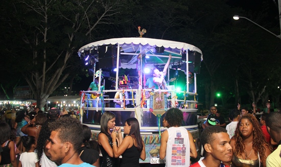 alex costa e coreto eletrico - foto-2 raimundo mascarenhas