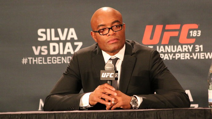 Anderson Silva nega ter feito uso de qualquer substância
