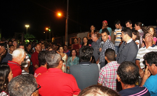 assis inauguração da Praça do Batom2