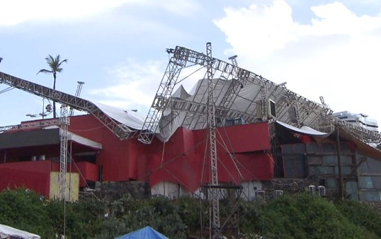 Salvador – DPT autoriza desmontagem de camarotes prejudicados em função de chuvas