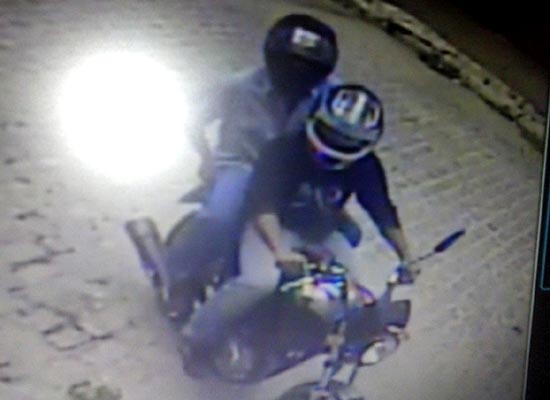 Agência dos Correios de São Domingos é assaltada por dois homens de moto