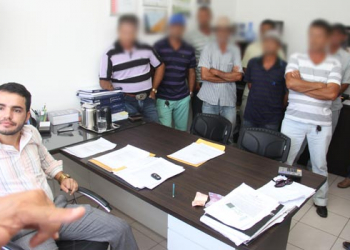 Acusados de matar um cachorro e ferir outro no Distrito de Salgadália vão a Delegacia em seguida procuram advogado