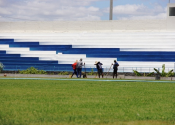 Riachão do Jacuípe: Prefeitura intensifica trabalho no Estádio Valfredão pensando no jogo Jacuipense x Bahia