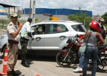 Justiça autoriza volta da blitzes do IPVA