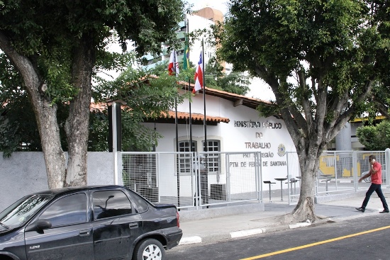 Homenagens e integração institucional na inauguração do MPT em Feira