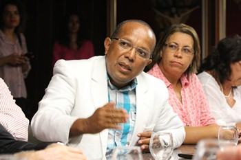 Terceirizados param atividades no interior e sindicato segue intermediando as negociações