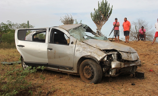 Jovem coiteense morre em capotamento na BA 120