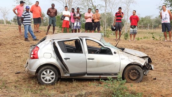 Jovem coiteense morre em capotamento na BA 120