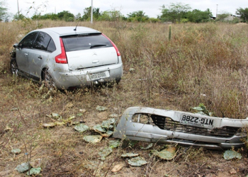 Dois acidentes na manhã de sábado deixa cinco feridos na BA 120