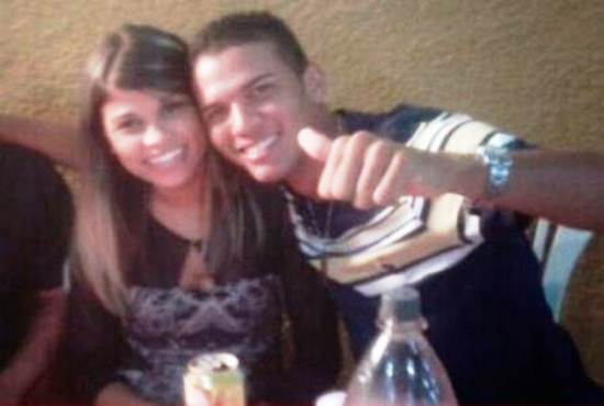 Jovem é decapitada pelo namorado por conta de troca de mensagens no celular