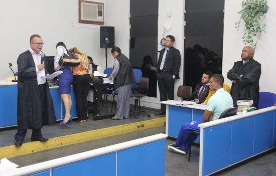 Coité – Réu acusado de dois homicídios e uma tentativa, vai a júri popular e é condenado a 18 anos de prisão