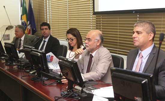 Plano de ações reforça eixo social do Pacto pela Vida