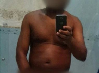 Padre é afastado do sacerdócio após aparecer nu em fotos divulgadas no WhastApp