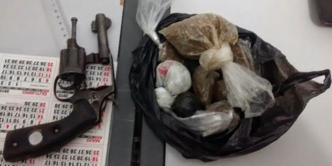CETO prende acusados de tráfico e porte ilegal de arma