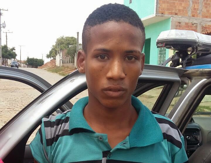 Serrinha – Jovem de 15 anos é morto a tiros na frente de sua casa