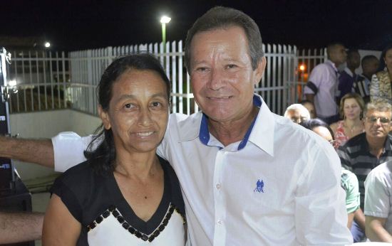 Gavião – Multidão lota Praça para assistir ao show de Lázaro, em Comemoração aos 30 anos de Emancipação Política