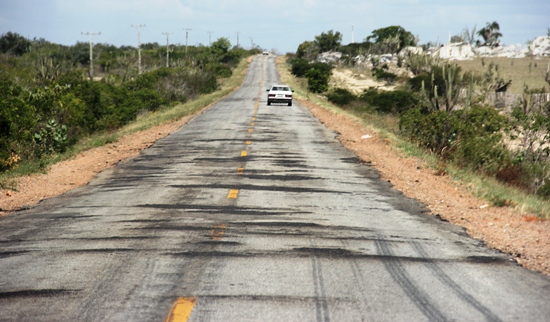 Tapa buraco já foi feito, mas durou pouco