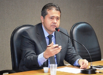 Alex da Piatã comemora aprovação do passe livre para Ambulâncias na CCJ da Assembleia