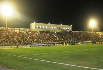 Jacuipense jogando em sua verdadeira casa perde para o Paraná Clube e se complica na Copa do Brasil
