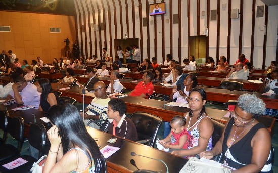 audiência na alba - 1