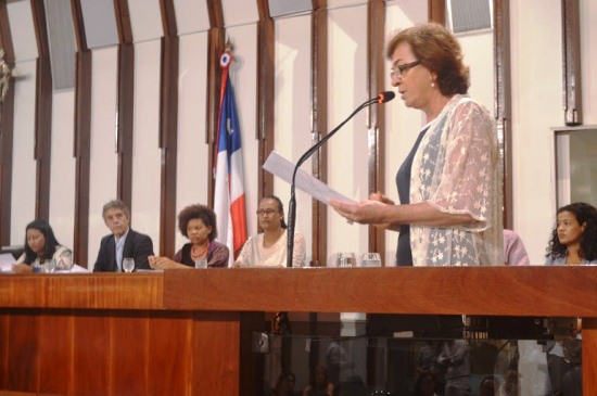 Audiência Pública na ALBA discutiu a participação da mulher na reforma política e foi coordenado pela deputada Neusa Cadore