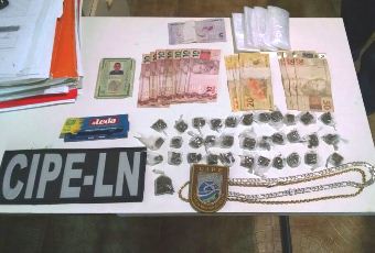 Homem é preso em Tucano pela CIPE Litoral Norte comercializando droga