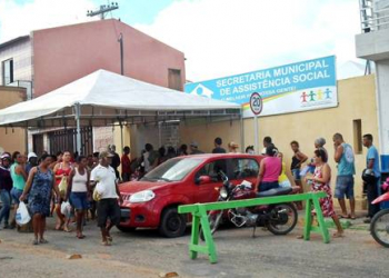 Prefeitura distribuiu mais de 5 mil quilos de peixe a população carente