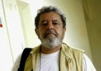 MG – Fotógrafo apanha em protesto #ForaDilma por ser parecido com Lula