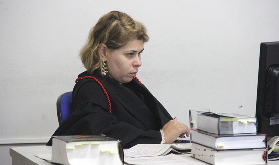 Promotora foi quem ofereceu denuncia contra os três irmãos.
