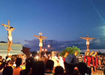 Encenação da Paixão e Morte de Jesus em Juazeirinho reuniu centenas de pessoas
