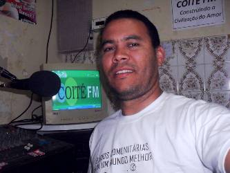 Juíza federal condena radialista coiteense a 2 anos de prisão e multa de R$ 10 mil por manter radio ilegalmente no ar