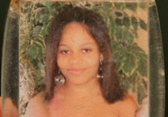 Pai recebe noticia que filha natural de Coité foi assassinda e não encontra o corpo no DPT