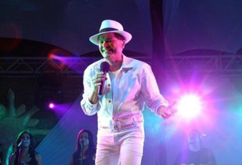 Forró VIP em Coité, terá Brumaleve, Amor de Cinema e Alcymar Monteiro