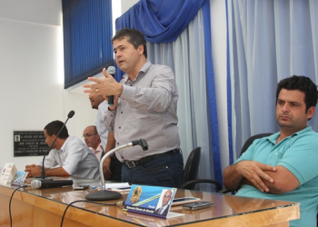 Presença constante de Alex da Piatã nos municípios onde foi votado chama a atenção dos moradores