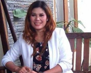 Mulher que colocou à venda casa e “sua mão” acha comprador