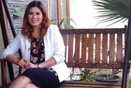 Mulher que colocou à venda casa e “sua mão” acha comprador