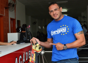 Atleta serrinhense ganha título internacional de Jiu-Jitsu