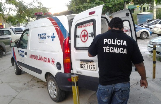 Colisão envolvendo carro e moto deixa um morto e outro ferido, em Saúde