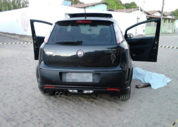 Homem é assassinado e suspeito é preso minutos depois do crime