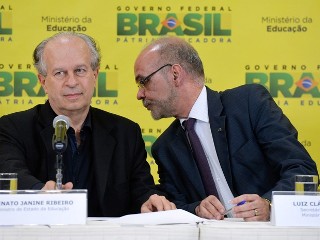 Enem 2015 será em outubro e inscrições no próximo dia 25