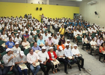 Agricultura Familiar mostra sua força durante Feira promovida pela FATRES em Valente